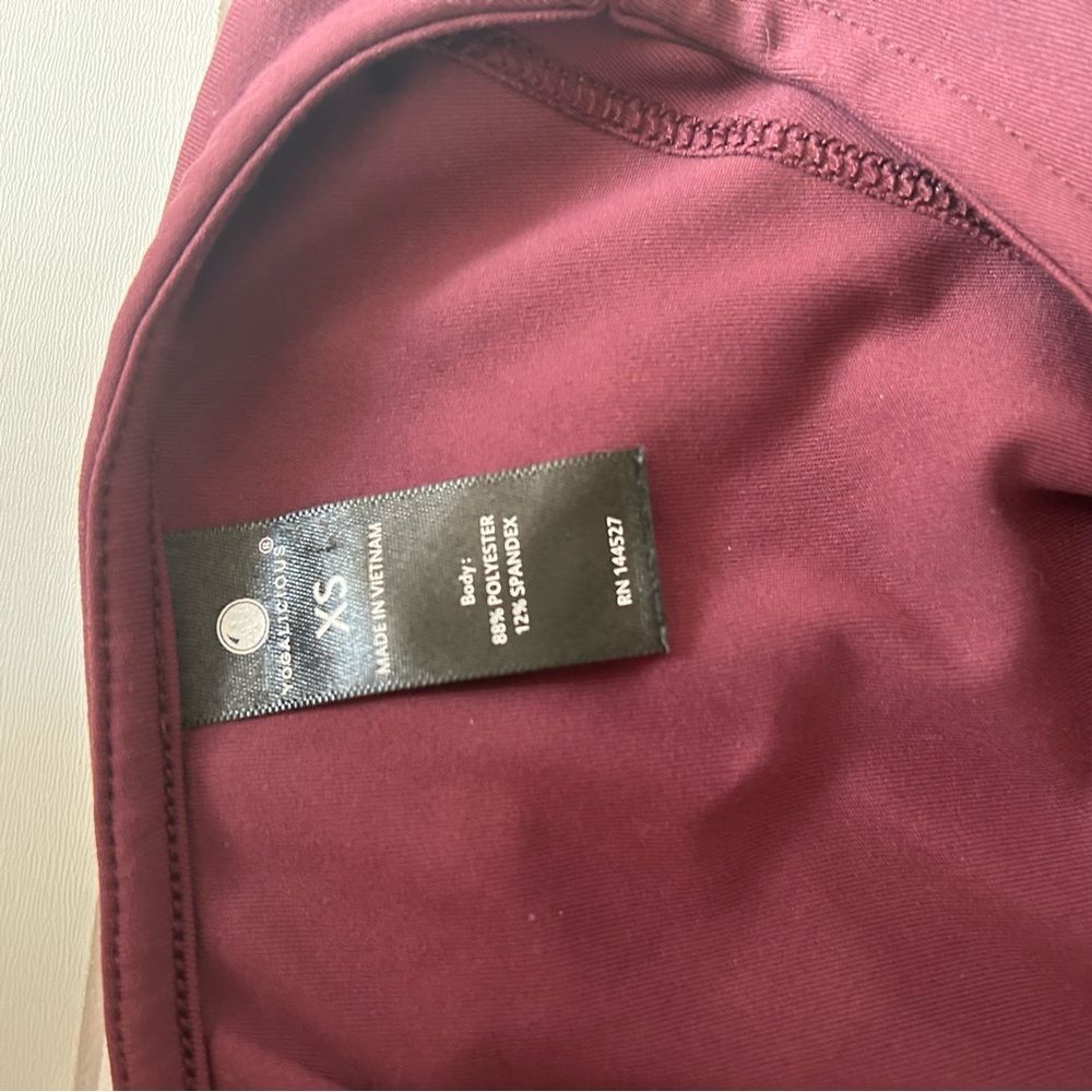 Yogalicious Split Open Back Tie Hem Tank Top Womens Burgundy Activewear Yoga XS - Picture 5 of 6